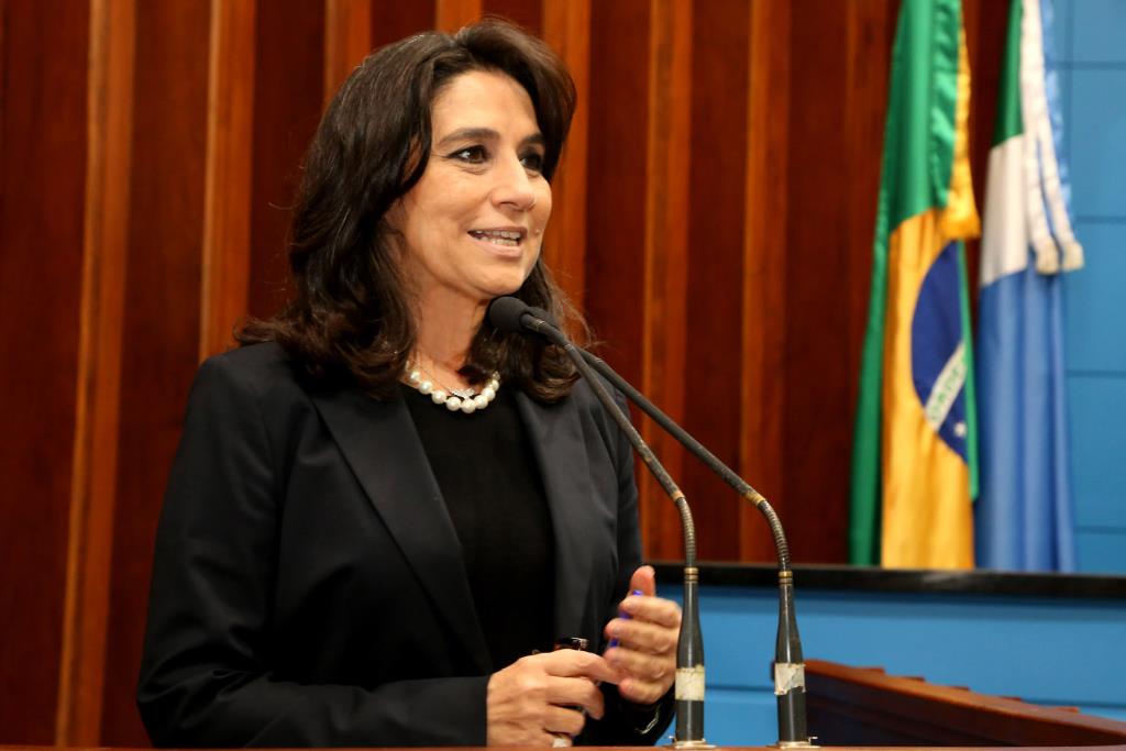 Imagem: Subsecretária de Políticas para a Mulher de Campo Grande discursou pela aprovação de PEC