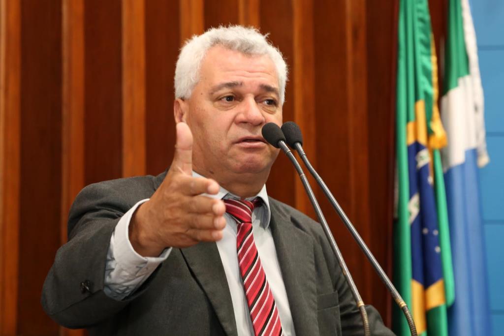 Imagem: Deputado Cabo Almi: "A população não pode mais ser penalizada"