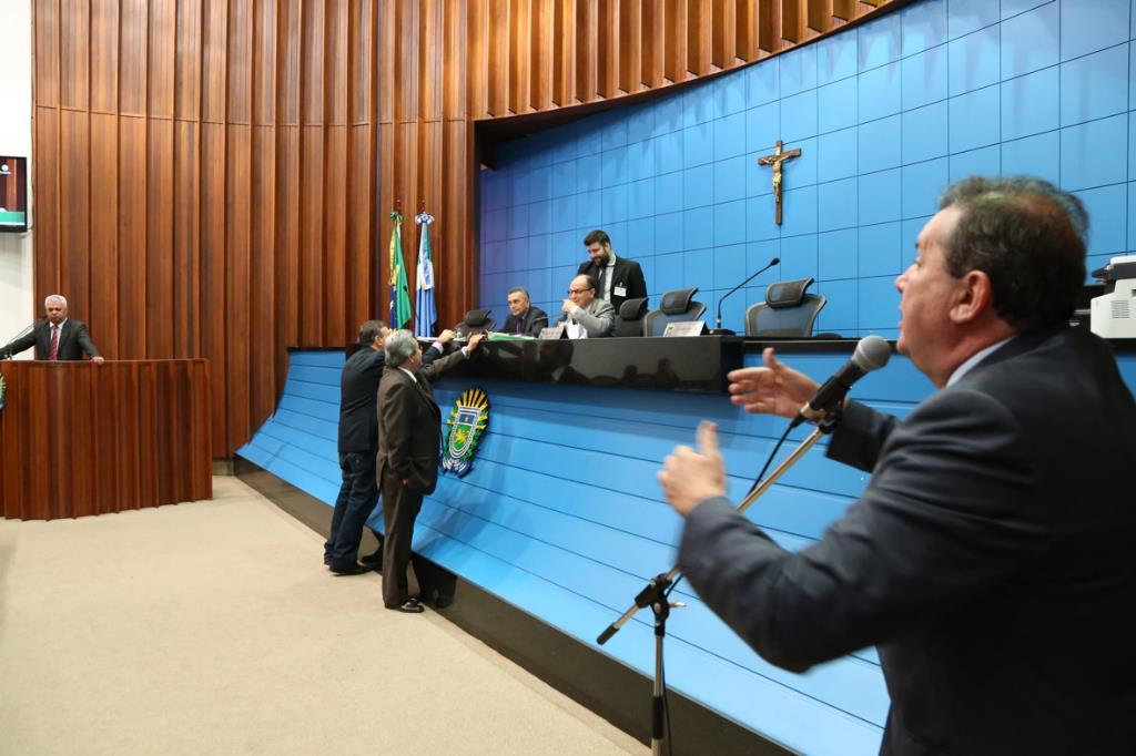 Imagem: Líder do PMDB, Eduardo Rocha fez aparte em defesa do presidente Michel Temer