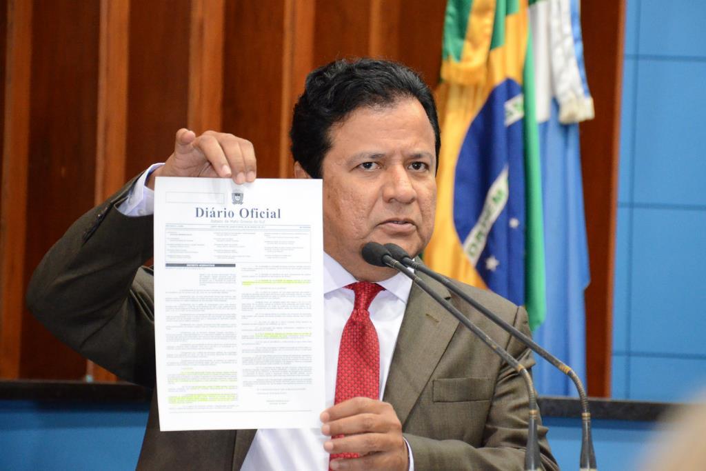 Imagem: Deputado Amarildo Cruz: "Vamos acionar a Justiça para derrubar essa aberração jurídica"