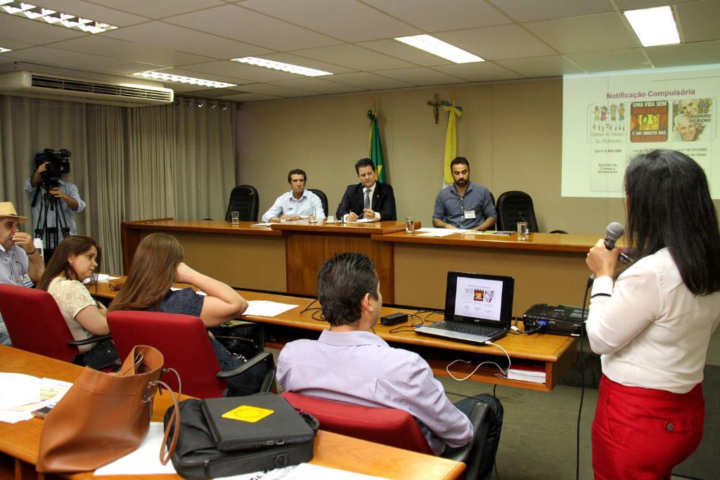 Imagem: A reunião foi realizada no Plenarinho Deputado Nelito Câmara