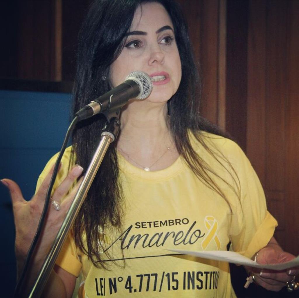 Imagem: Mara Caseiro é autora da Lei 4.777/2015, que instituiu o Setembro Amarelo de Prevenção ao Suicídio no Estado